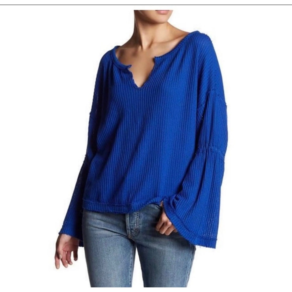 Free People We The Free Dahlia‎ Thermal Top Bell Long Sleeve Sz XS Raw Hem Blue